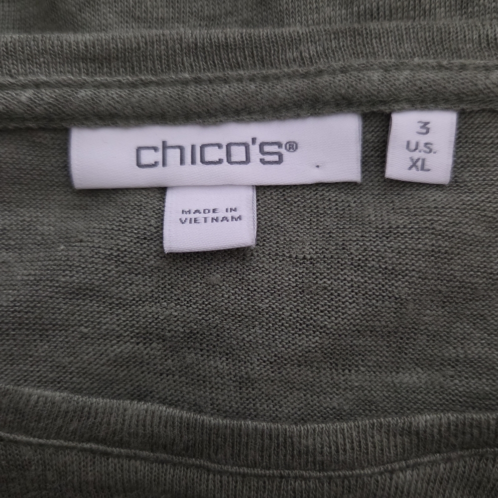 Chico's Olive Green Short-Sleeve Tee with Sequin Parrot - Picture 4 of 4